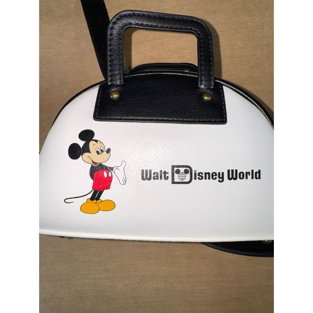 Walt Disney World Lounge fly Vault Collection 50, Black and White Belt Bag